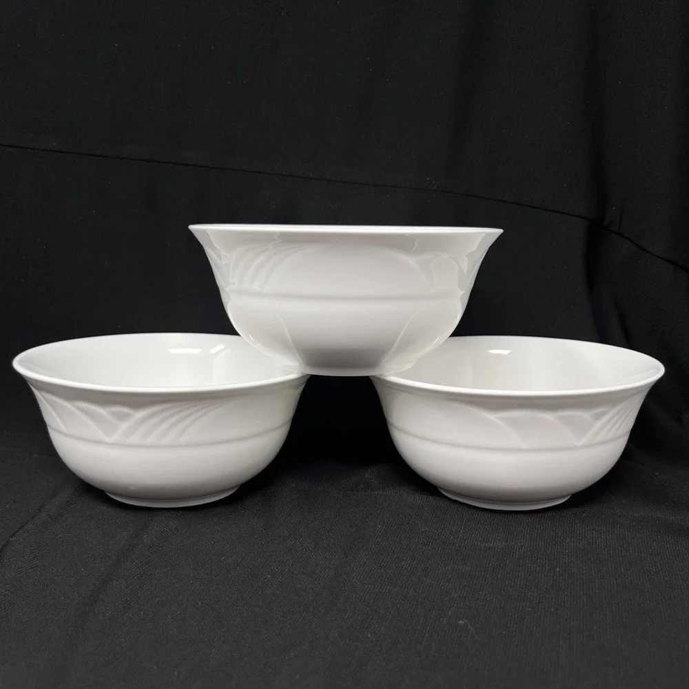 Lenox Snowdrift All White Embossed Dessert Bowl 4 7/8